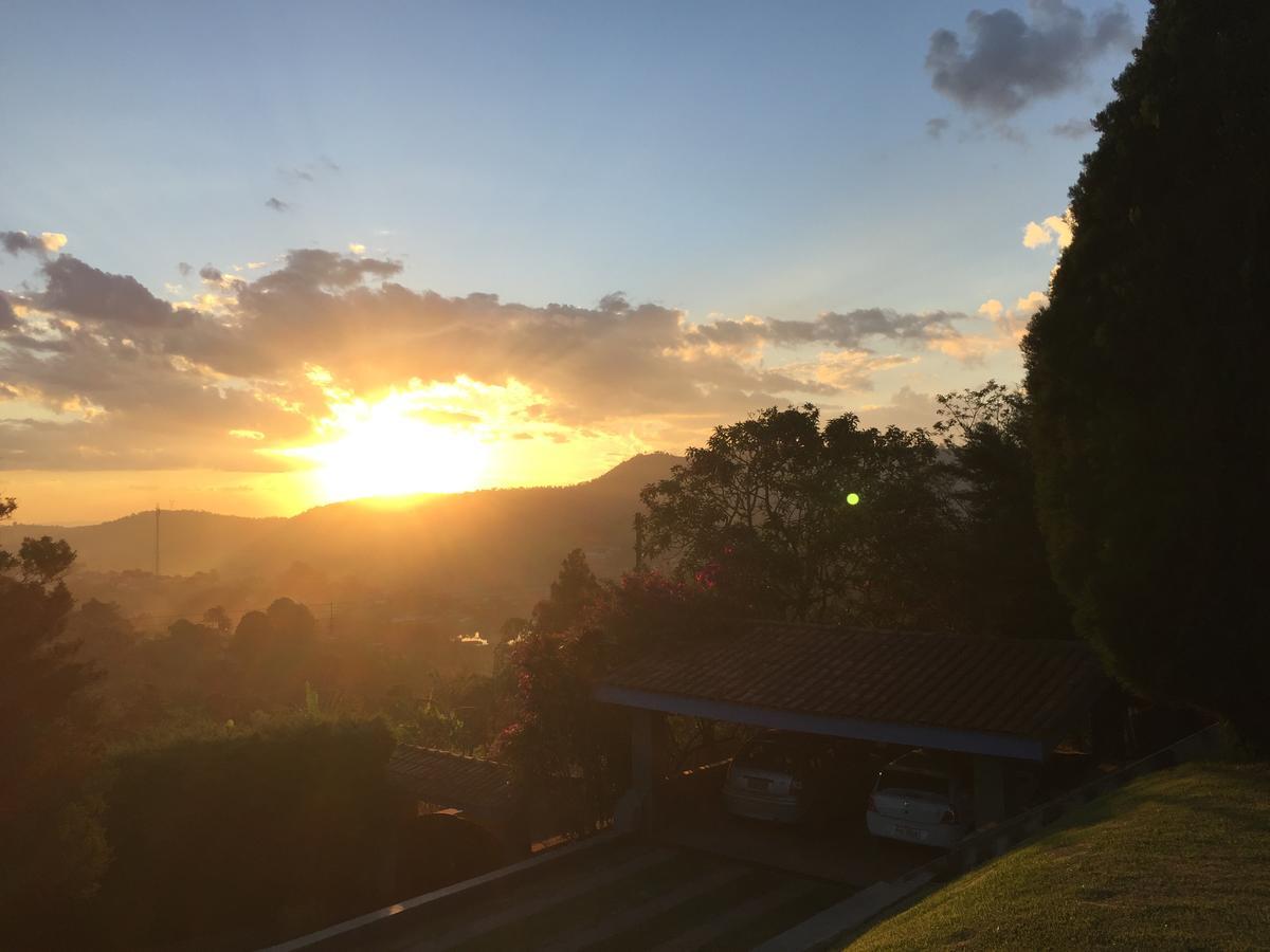 Linda Chacara Com Piscina Villa Atibaia Dış mekan fotoğraf