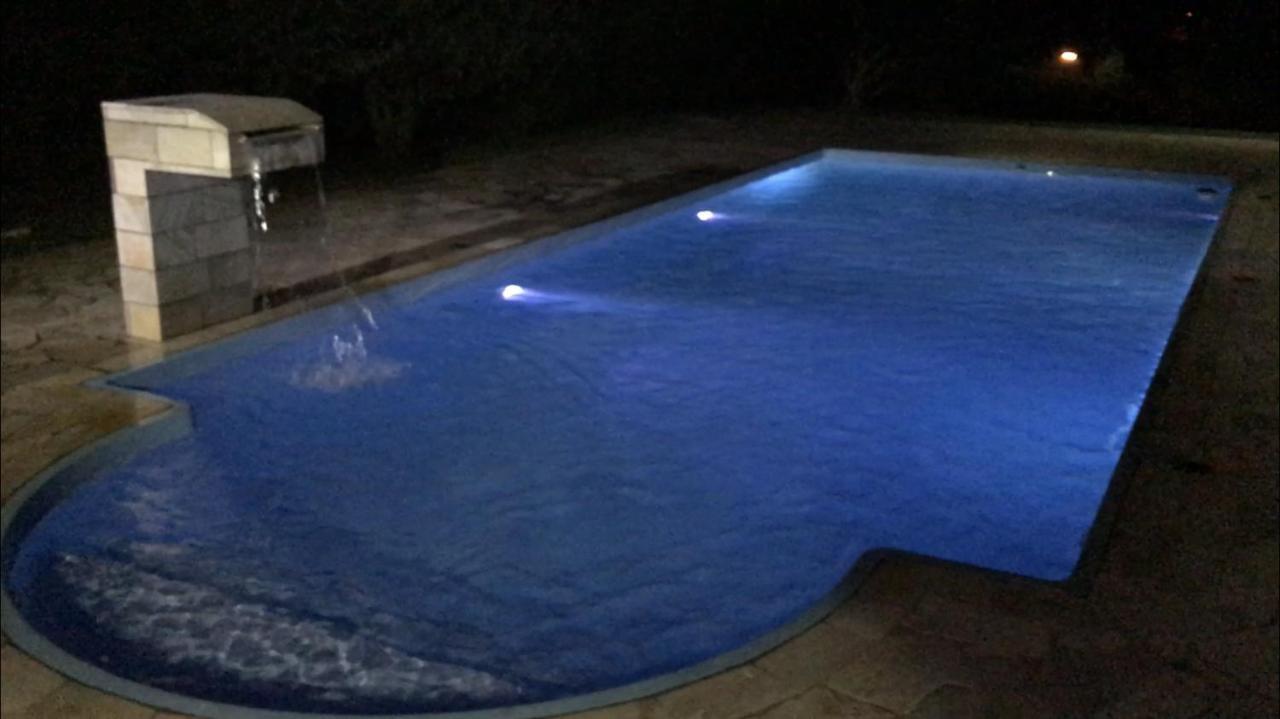 Linda Chacara Com Piscina Villa Atibaia Dış mekan fotoğraf